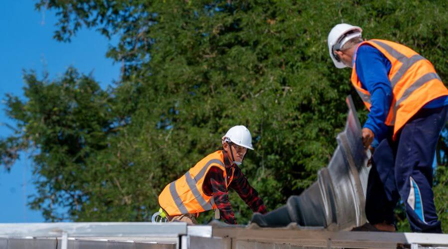 Professional gutter cleaning in Vanceboro, NC